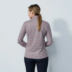 Delta Half Neck