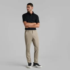 Essential Performance Pique Polo Musta
