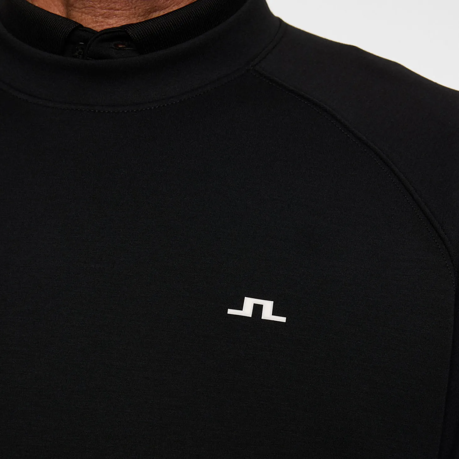 Finn Crew Neck Musta