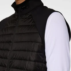 Hayden Quilt Hybrid Vest Musta