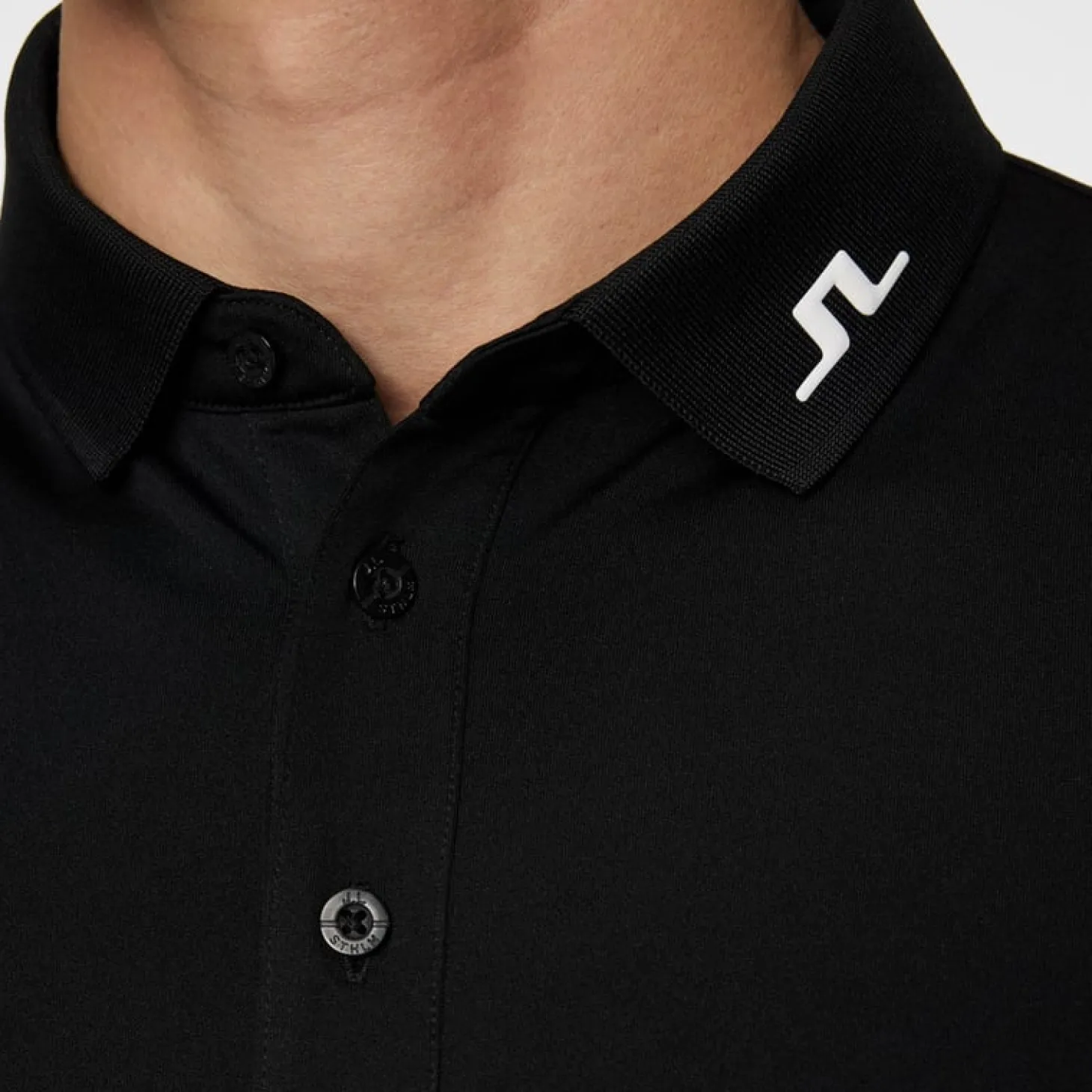 Kv Polo Musta