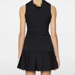 Leya Sleeveless Top Musta