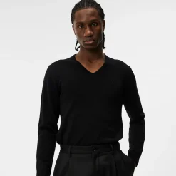 Lymann Merino V-Neck Sweater Musta