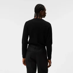 Lymann Merino V-Neck Sweater Musta