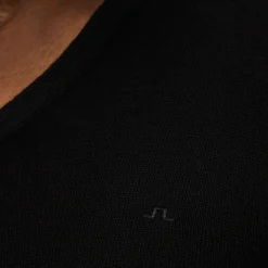 Lymann Merino V-Neck Sweater Musta
