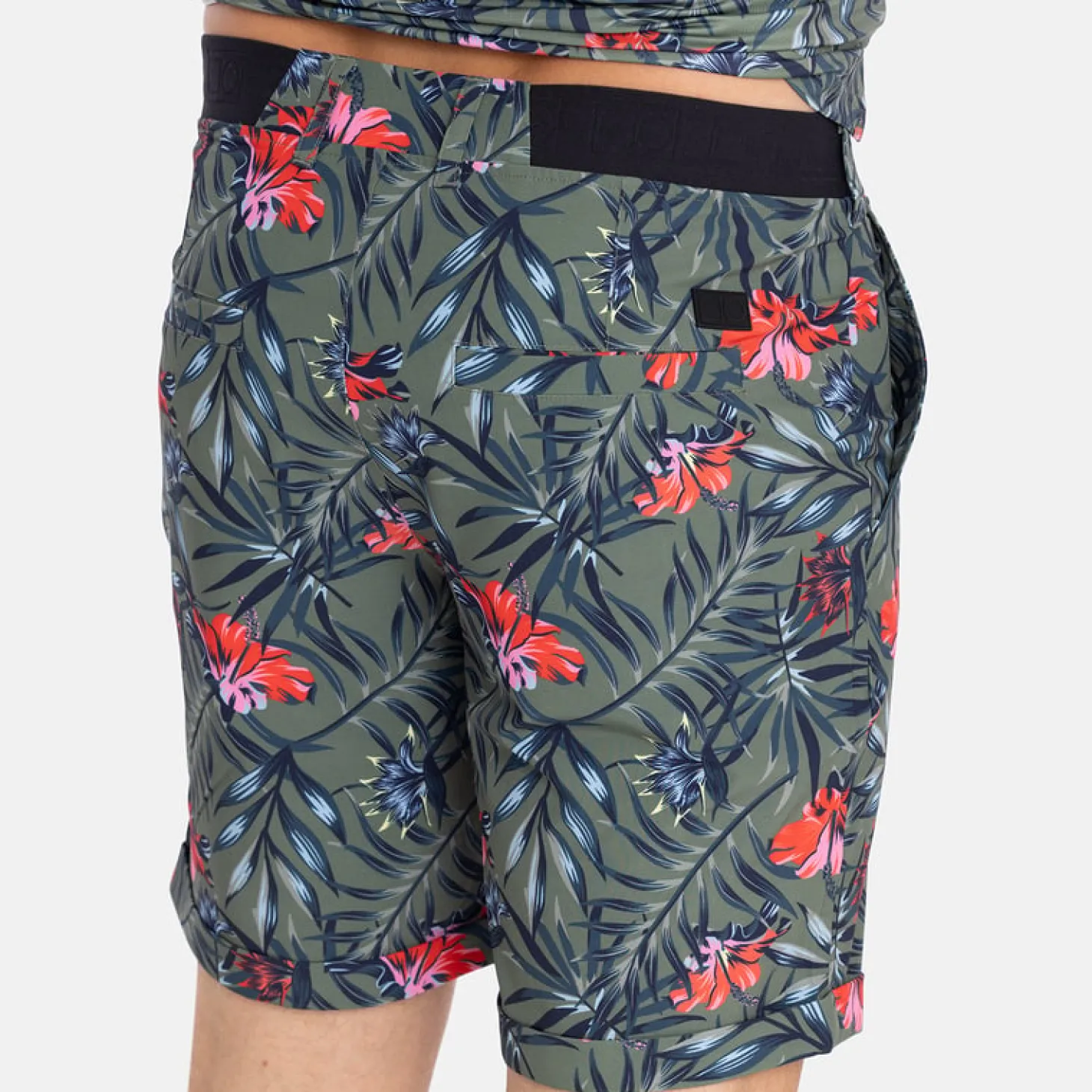 M TM Flowerprint