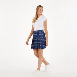 Pleat