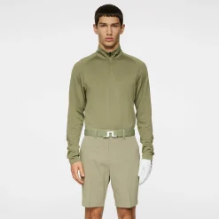 Vent Shorts