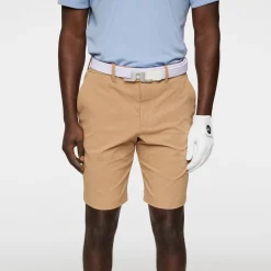 Vent Shorts