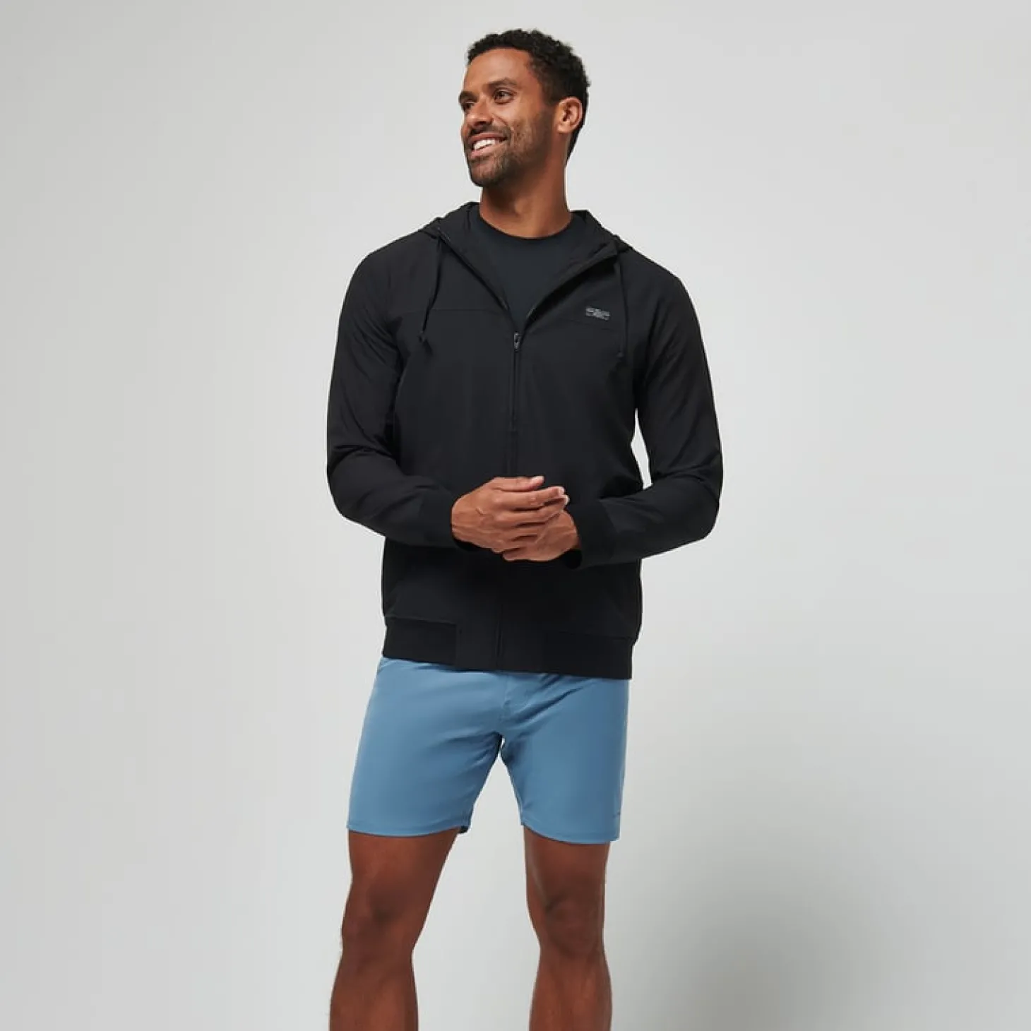 Wonderlust Hoodie Musta